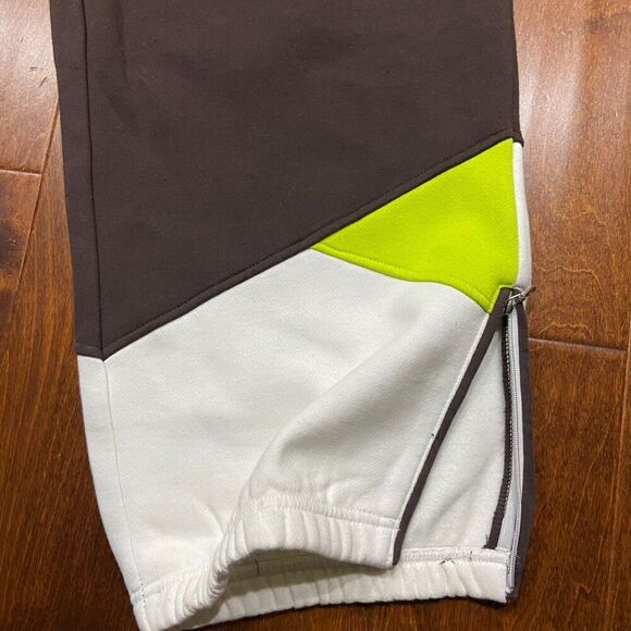 Rocawear Y2K Vintage NWOT Dark Brown Sweatpants Baggy Fit Men's Size 4XL - Picture 5 of 8